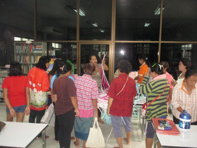 โครงการส่งเสริมการประกอบอาชีพเครื่องจักรสาน ประจำปีงบประมาณ 2559