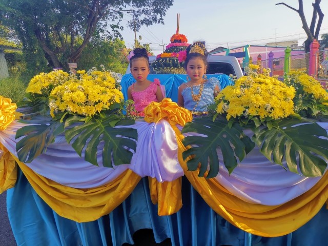 ร่วมขบวนแห่งานประเพณีลอยกระทง ประจำปี พ.ศ.2562