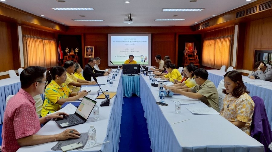 การประชุมคณะกรรมการศูนย์พัฒนาเเละฟื้นฟูคุณภาพชีวิตผู้สูงอายุเเละผู้พิการ ตำบลหนองเสือช้าง