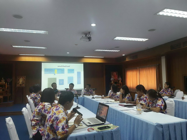 ประชุมพนักงานส่วนตำบล อบต.หนองเสือช้าง