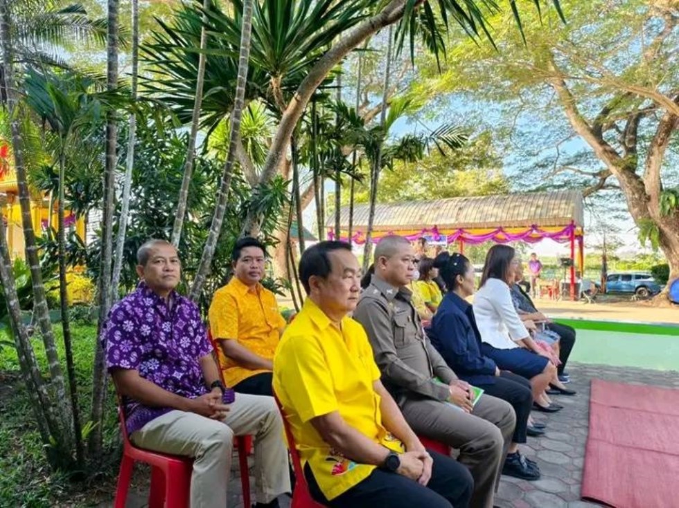 ร่วมต้อนรับคณะกรรมการประเมินคัดเลือกสถานศึกษา เพื่อรับรางวัลพระราชทาน  ประเภทสถานศึกษา