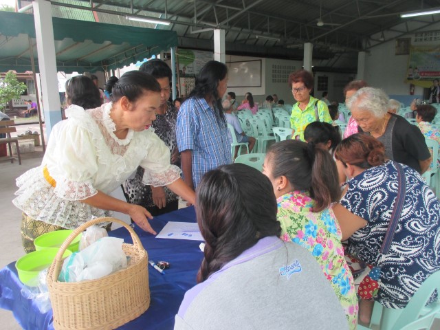 โครงการจัดงานประเพณีสงกรานต์และวันผู้สูงอายุตำบลหนองเสือช้าง