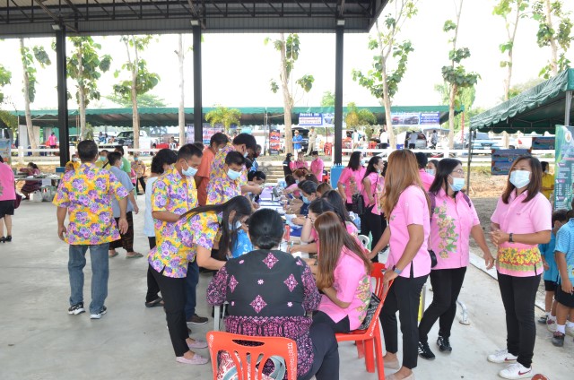 ร่วมกิจกรรม โครงการคลินิกเกษตรเคลื่อนที่ในพระบรมราชานุเคราะห์ฯ