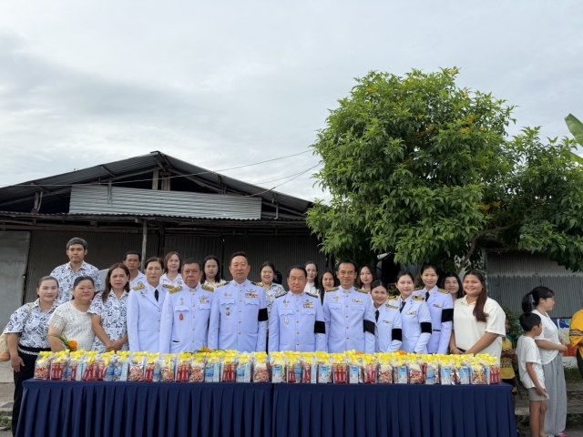 องค์การบริหารส่วนตำบลหนองเสือช้าง ร่วมกิจกรรมเฉลิมพระเกียรติพระบาทสมเด็จพระเจ้าอยู่หัว