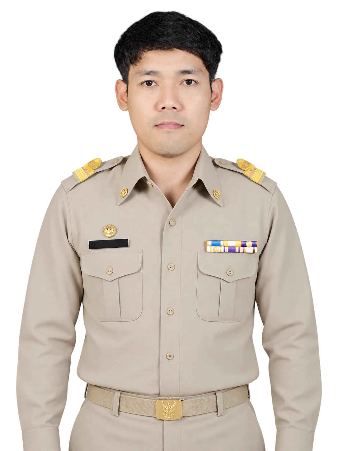 นายปองพล พุ่มมั่น